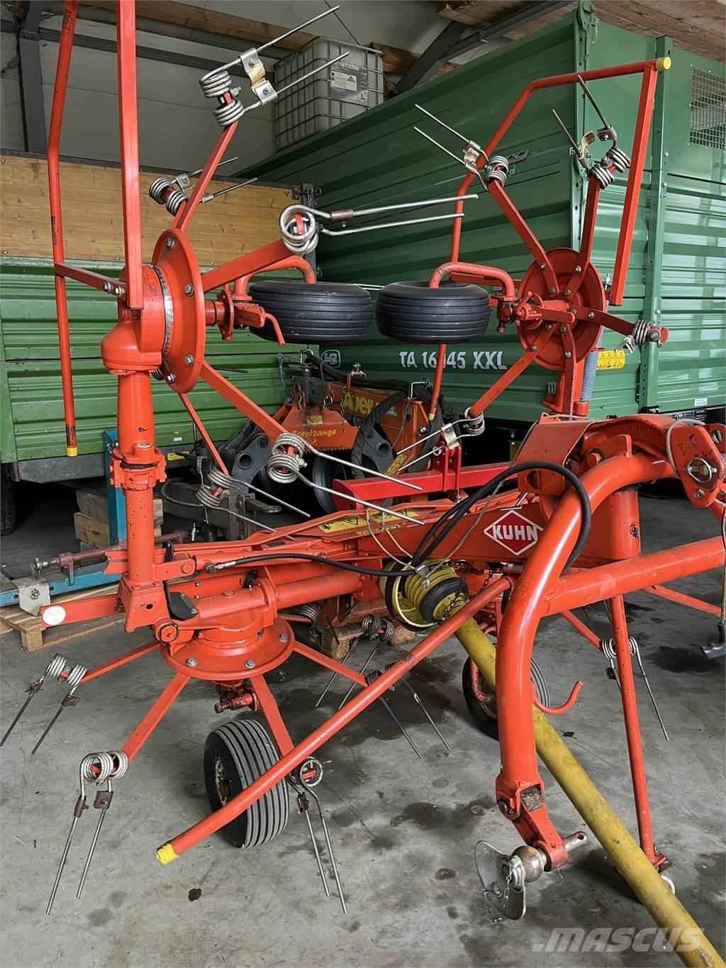 Kuhn GF 4201 MH Rakes and tedders