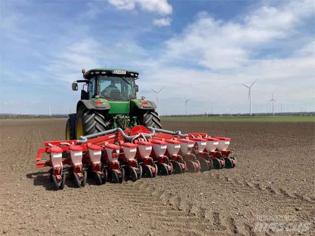 Kverneland Optima Planters