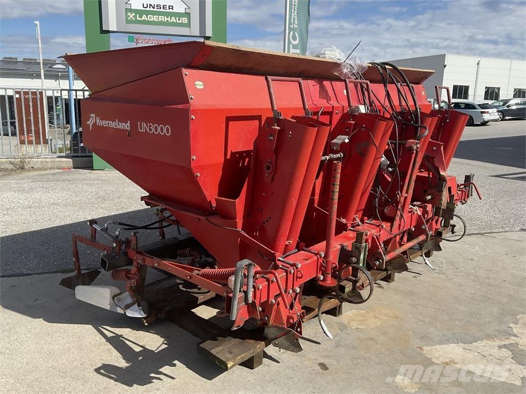 Kverneland UN 3000 Farm machinery