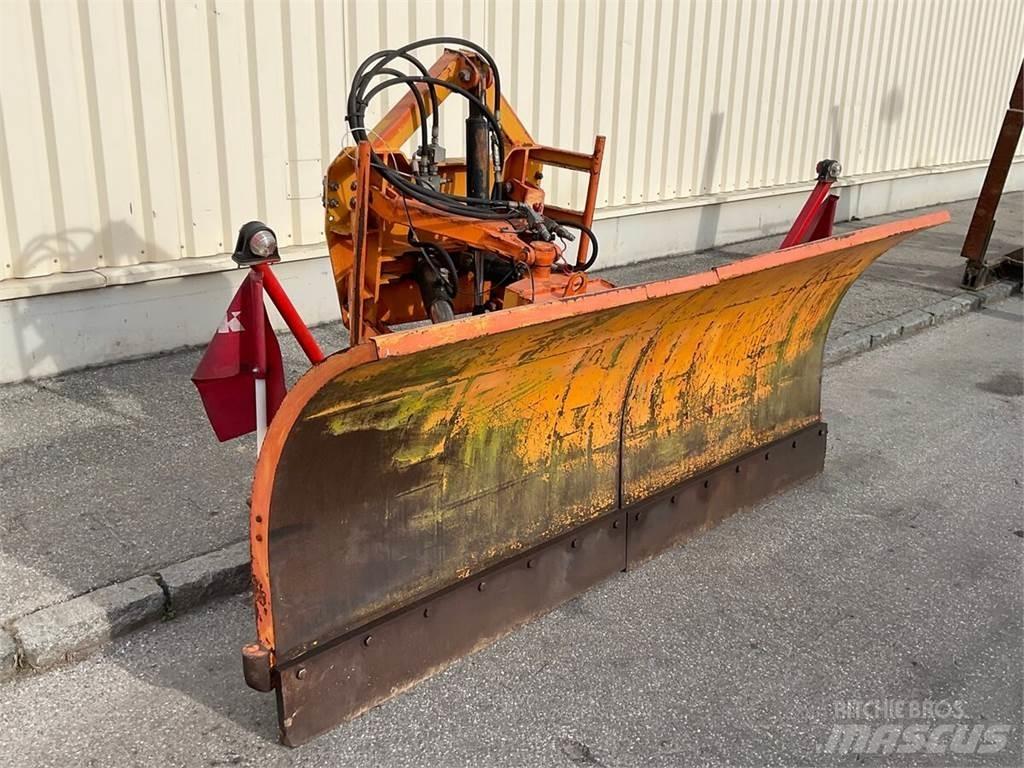  LESNIK 2500 Other road and snow machines