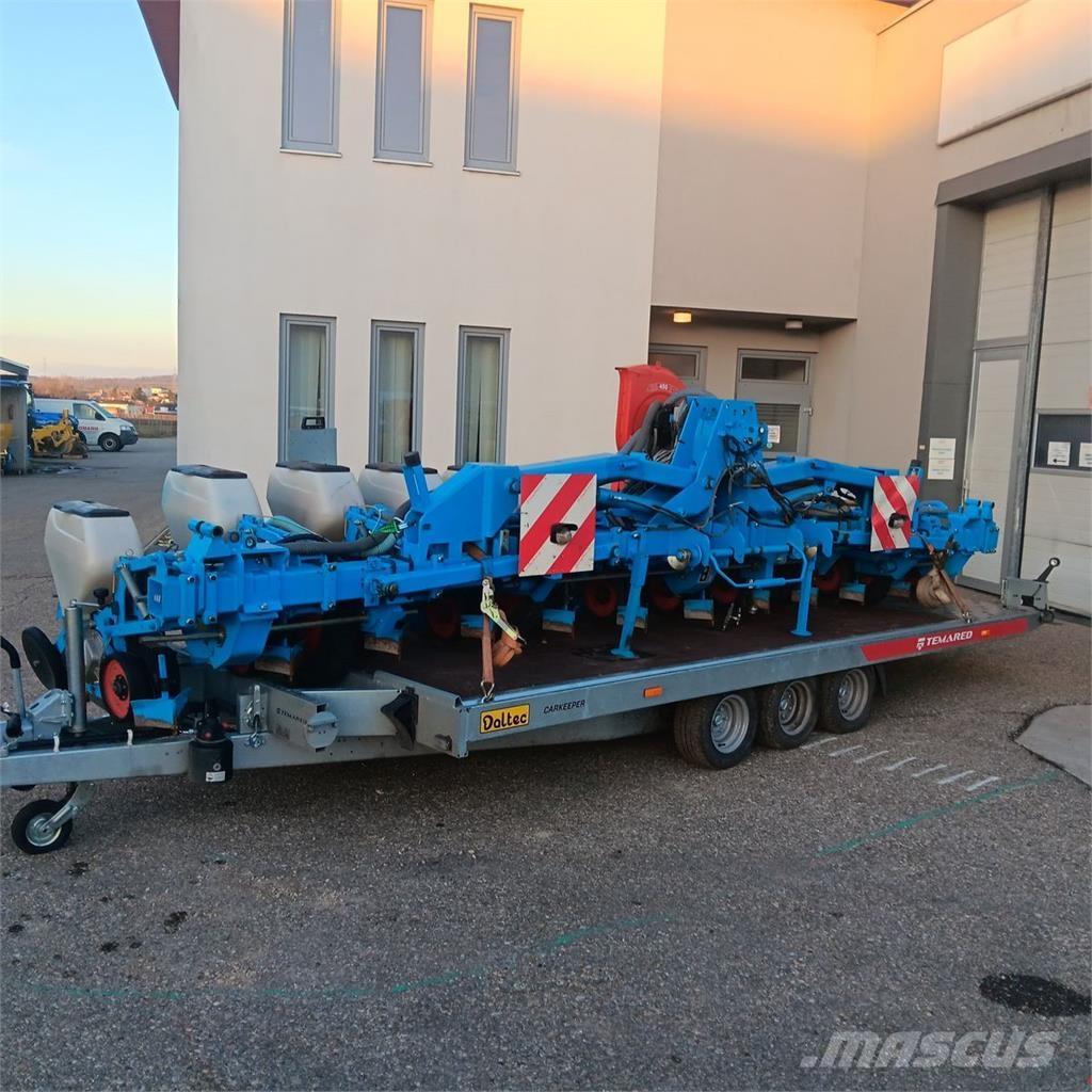 Monosem NC Plus Planters