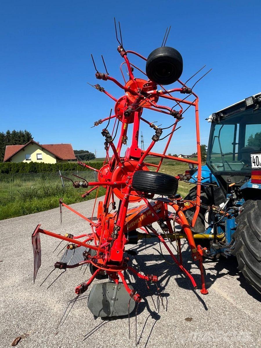 Niemeyer HR 6.71 DH Rakes and tedders
