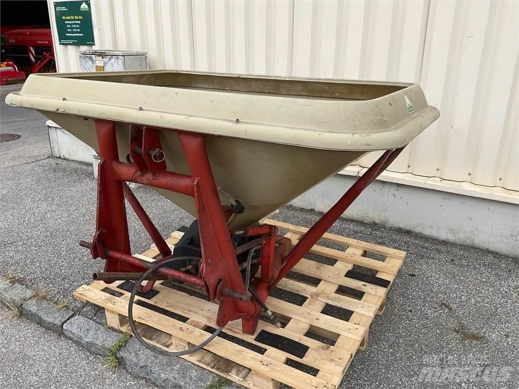  P 600 Other fertilizing machines and accessories