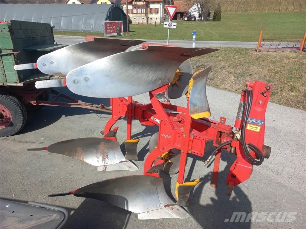 Pöttinger Servo II Ploughs