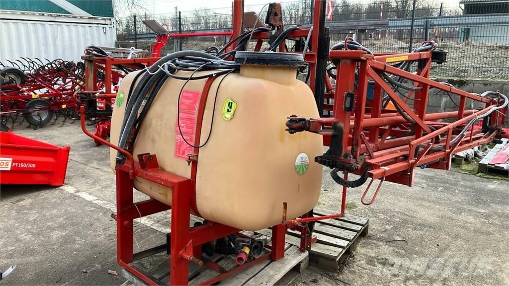 Rau D1 800 Trailed sprayers