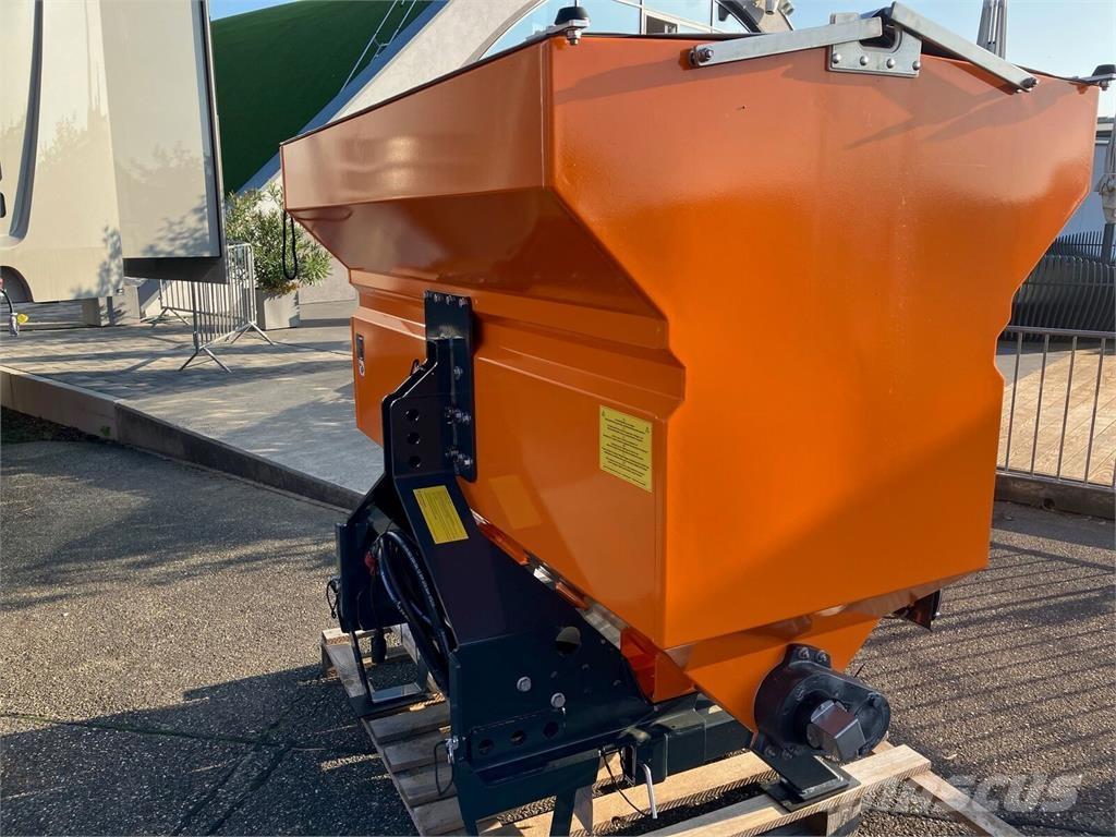 Rauch Taxon 30.1 Other groundscare machines