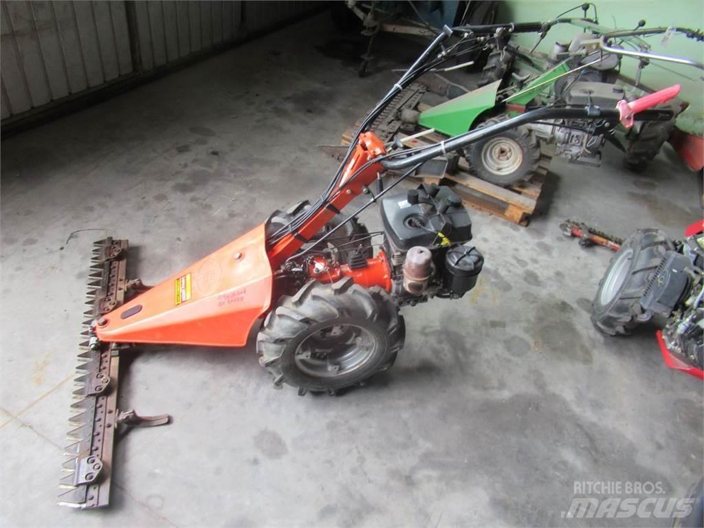 Reform 735 Riding mowers