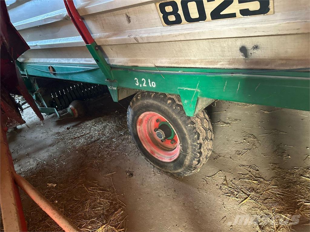 Steyr 8025 HAMSTER Self-loading trailers