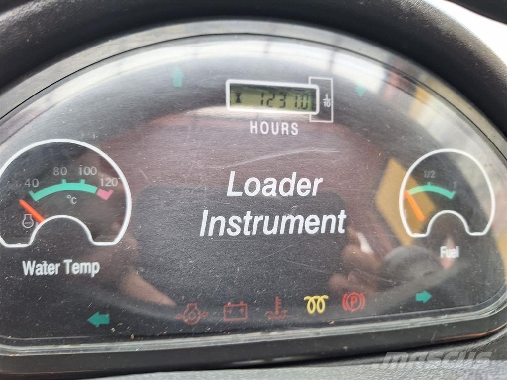 Toyo Hoflader 840 Front loaders and diggers