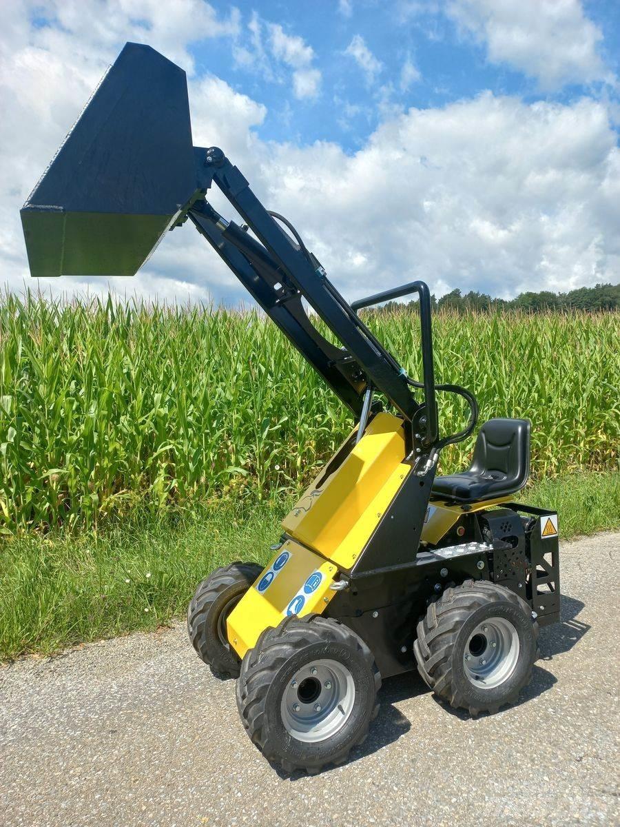  Tur Poland N520 Front loaders and diggers