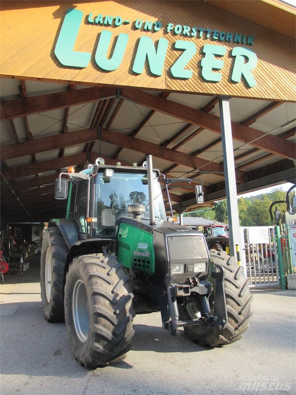 Valtra 6300 Tractors