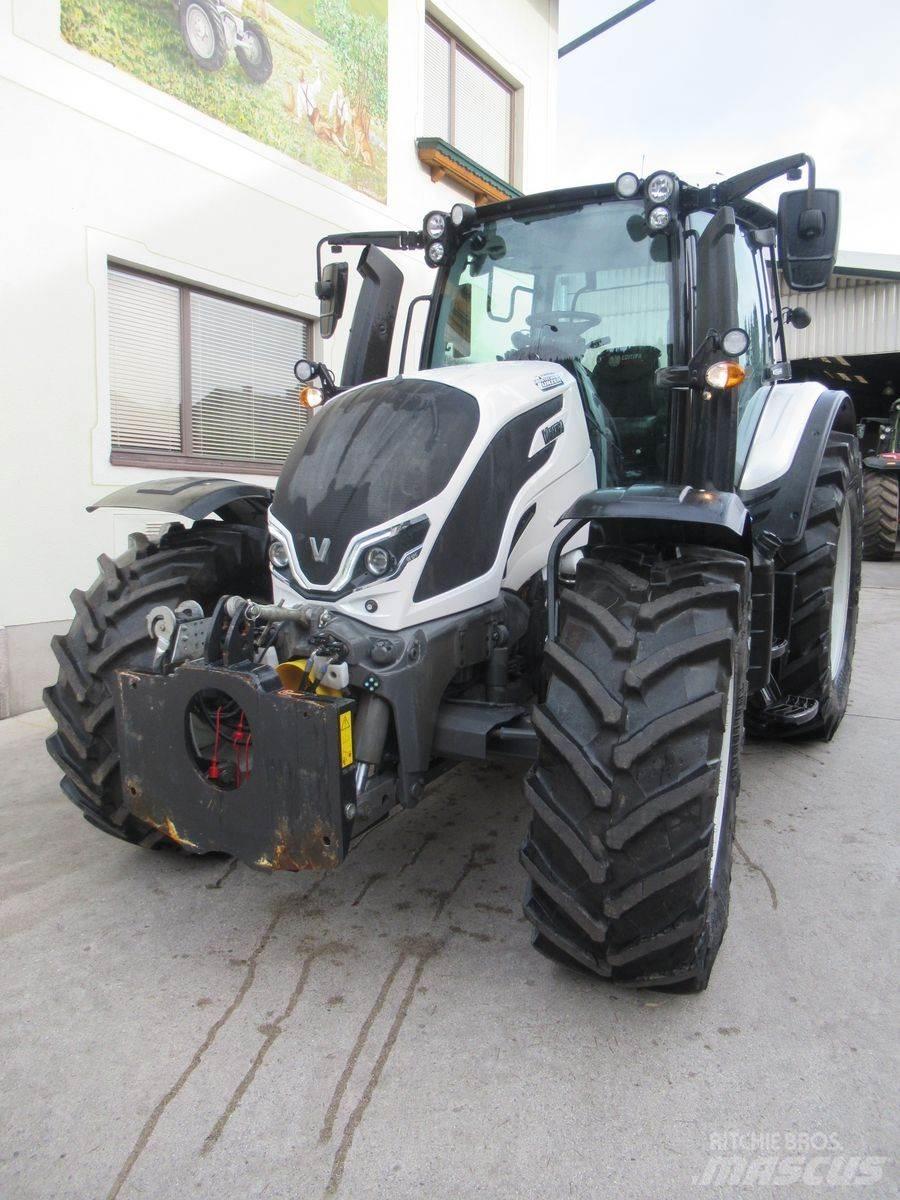 Valtra N175 Active Tractors