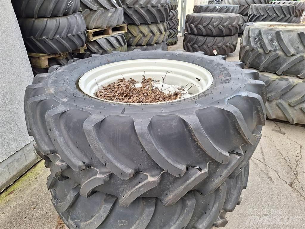  Verschiedene Reifen Tyres, wheels and rims