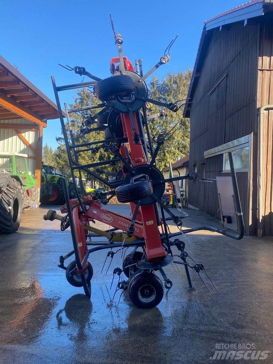 Vicon Fanex 903 Rakes and tedders