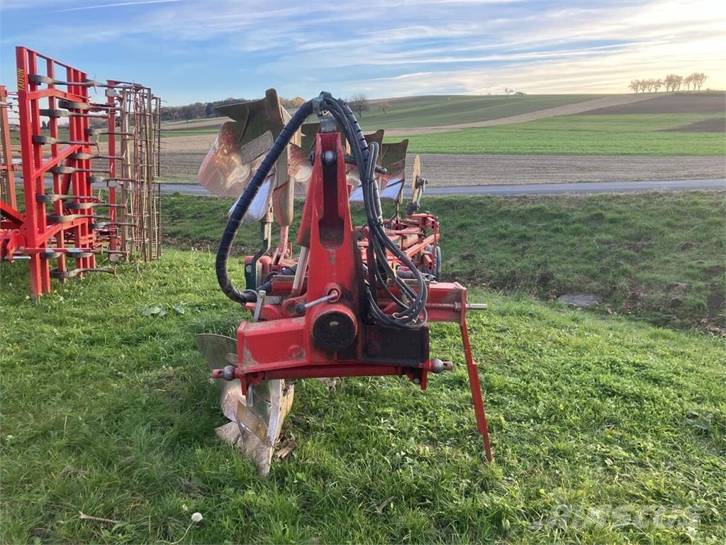 Vogel & Noot XMS 1050 Ploughs