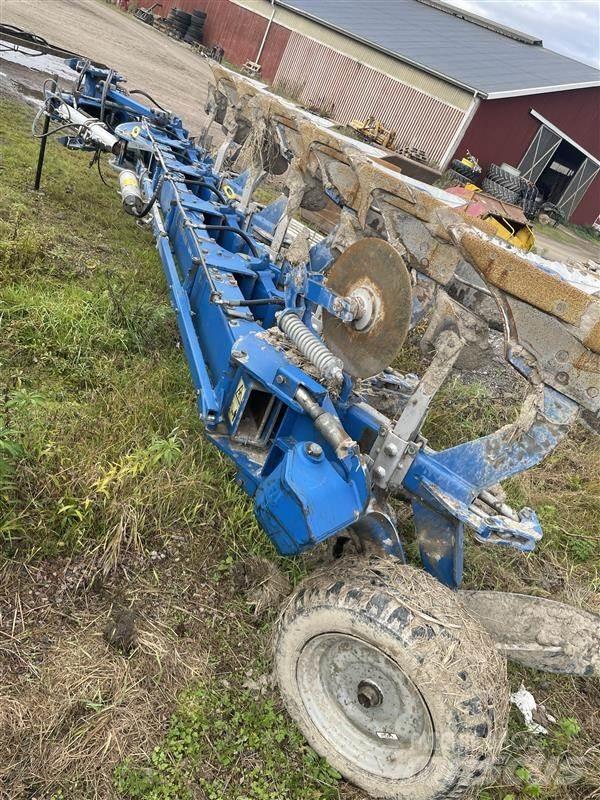Överum VFEX Reversible ploughs