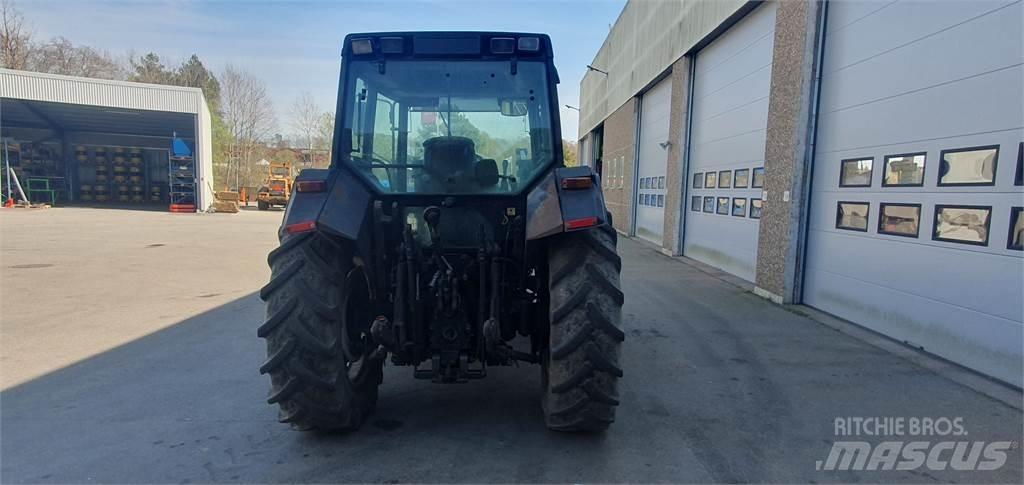 Valtra 6200 Tractors