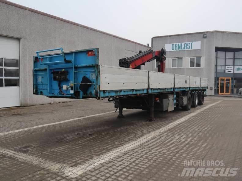 Pacton Med kran Citytrailers