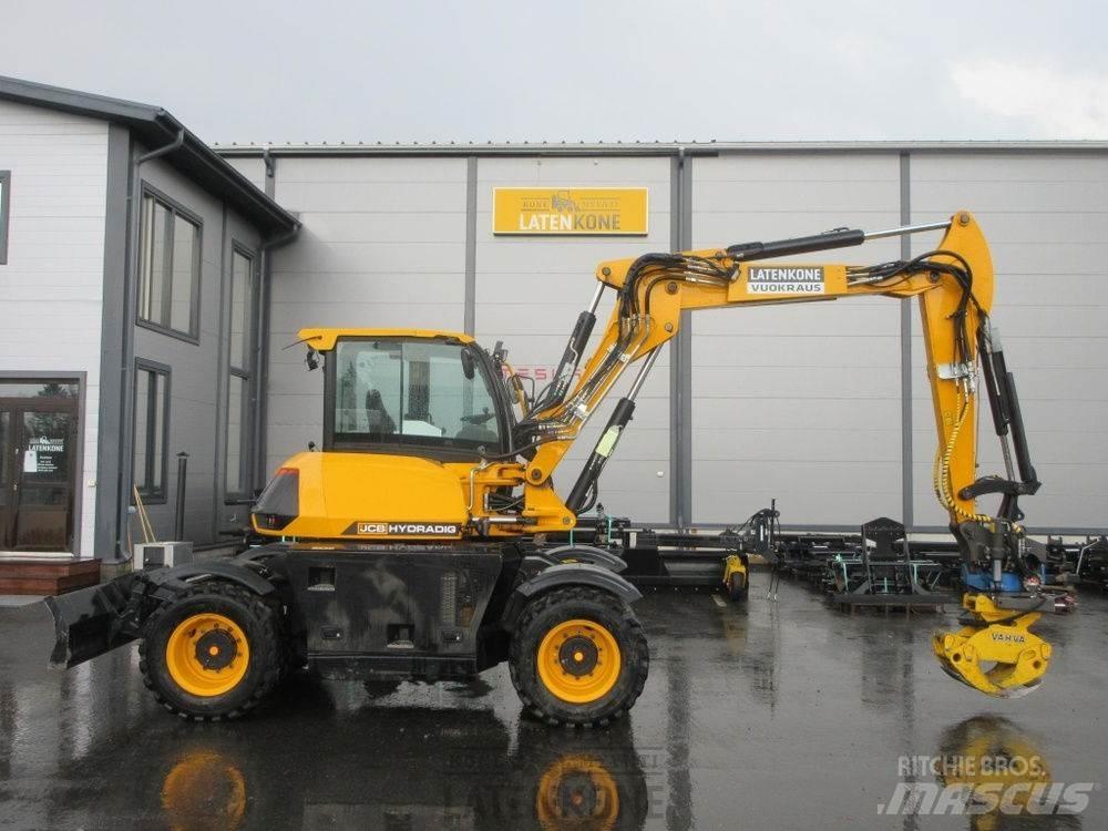JCB Hydradig HD110W Amphibious Excavators
