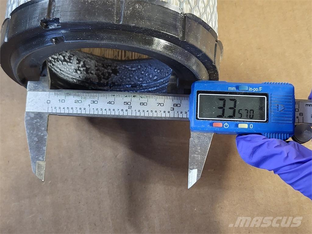 Donaldson P827653 Other