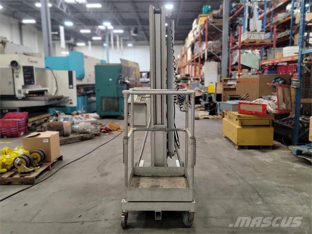 Genie PL-24P Scissor lifts