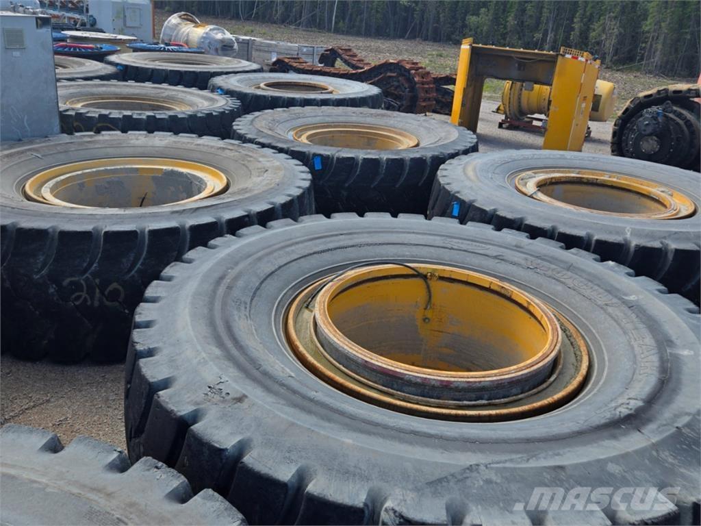 Komatsu 830E-1DC Tyres, wheels and rims