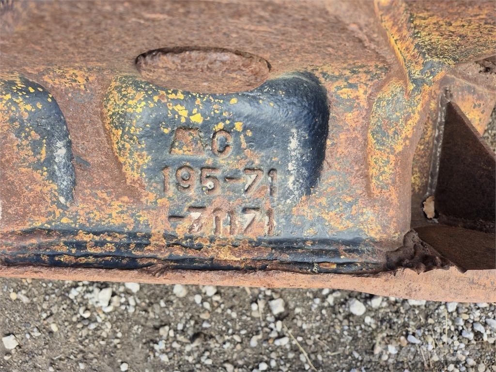 Komatsu D375 Wheel dozers