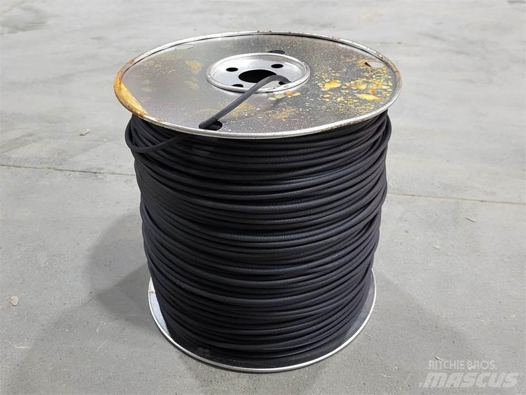  LAYFIELD Welding Equipment