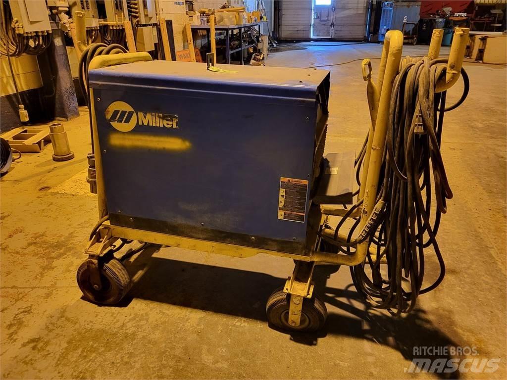 Miller Dimension 652 Welding Equipment