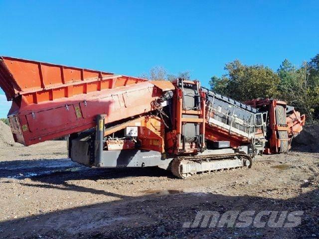 Finlay 883 +SP Crushers