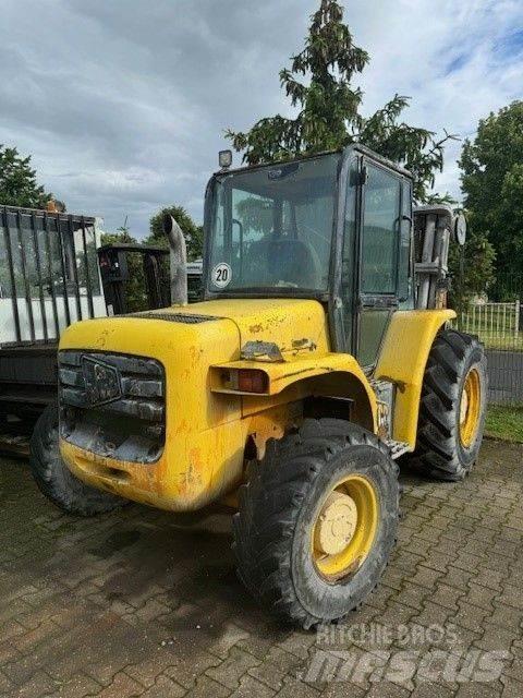 JCB 940-2 Rough terrain truck