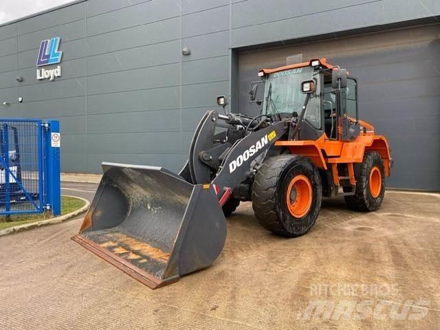 Develon DL250-5 Wheel loaders
