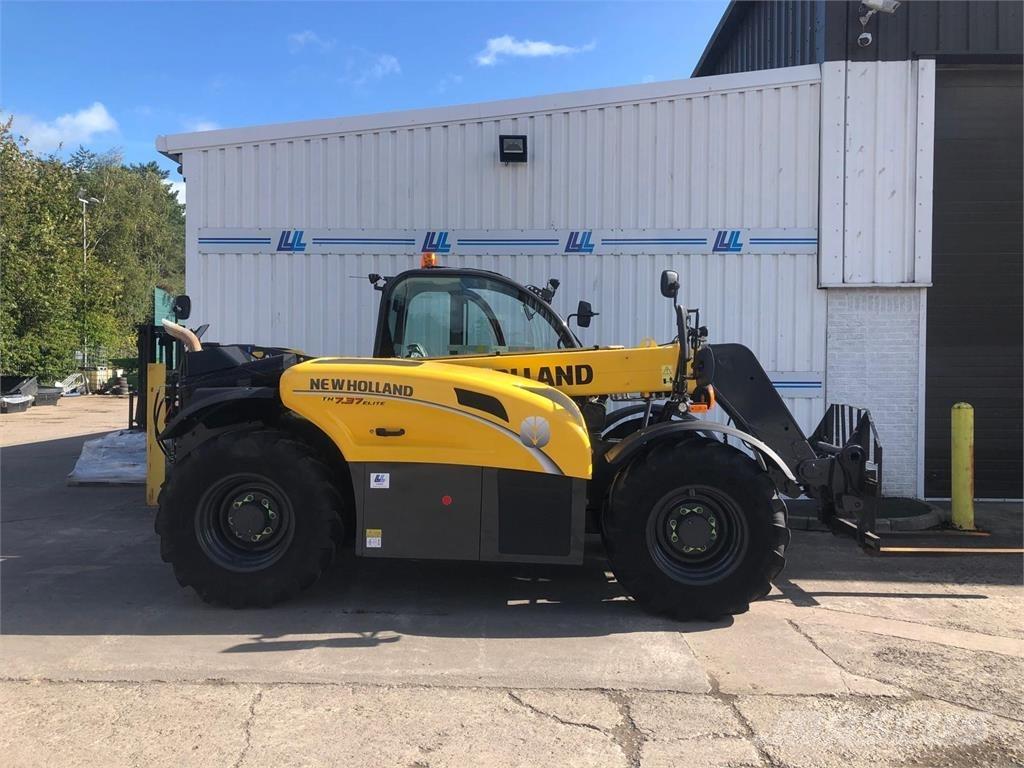 New Holland TH7.37 Telescopic handlers
