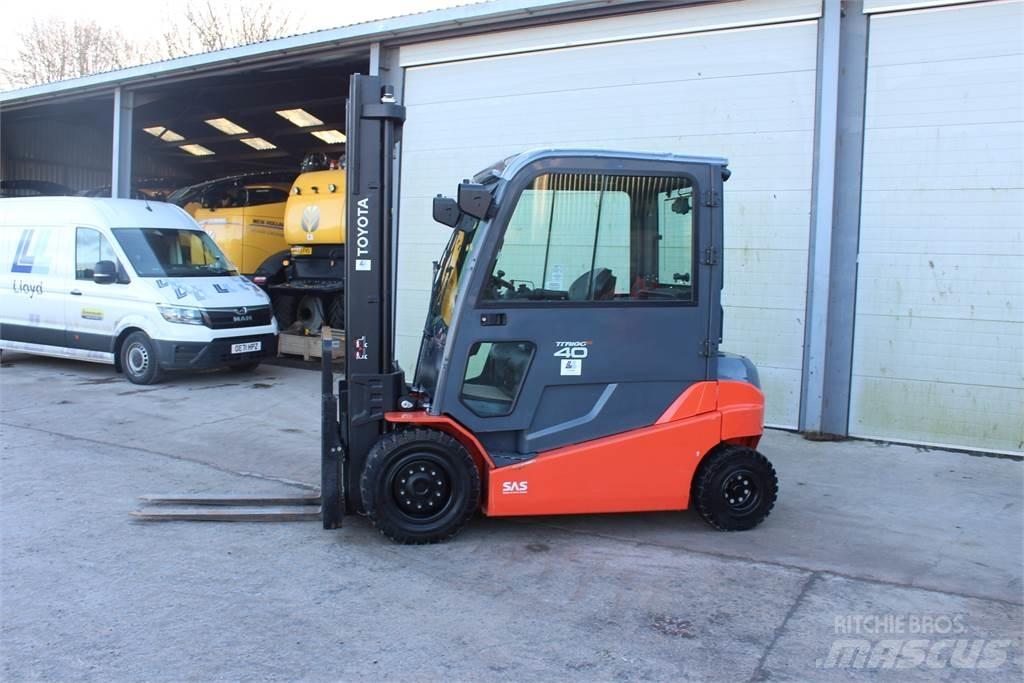 Toyota 4T Forklift Other
