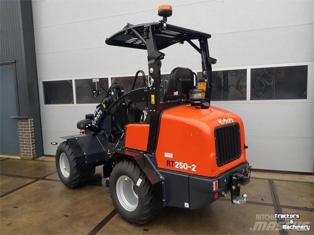 Kubota RT250-2 Shovel Other