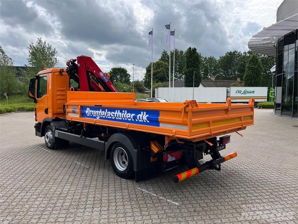 MAN TGL 8.220 Truck mounted cranes