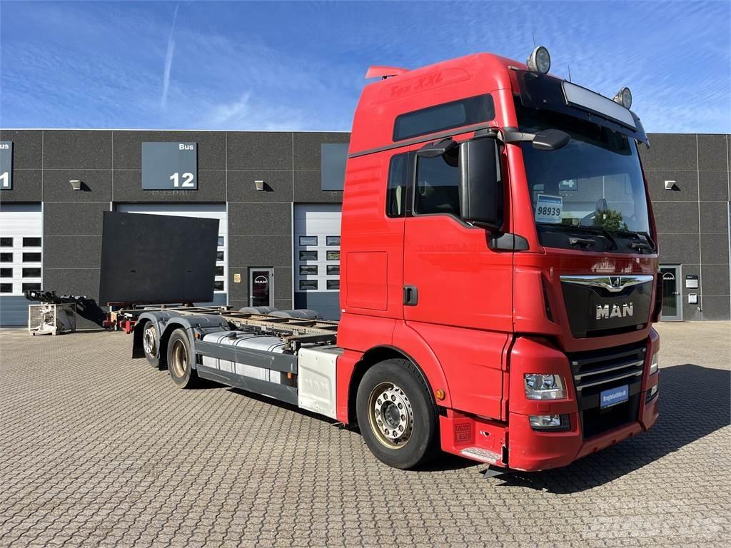 MAN TGX 26.500 6x2 Container trucks