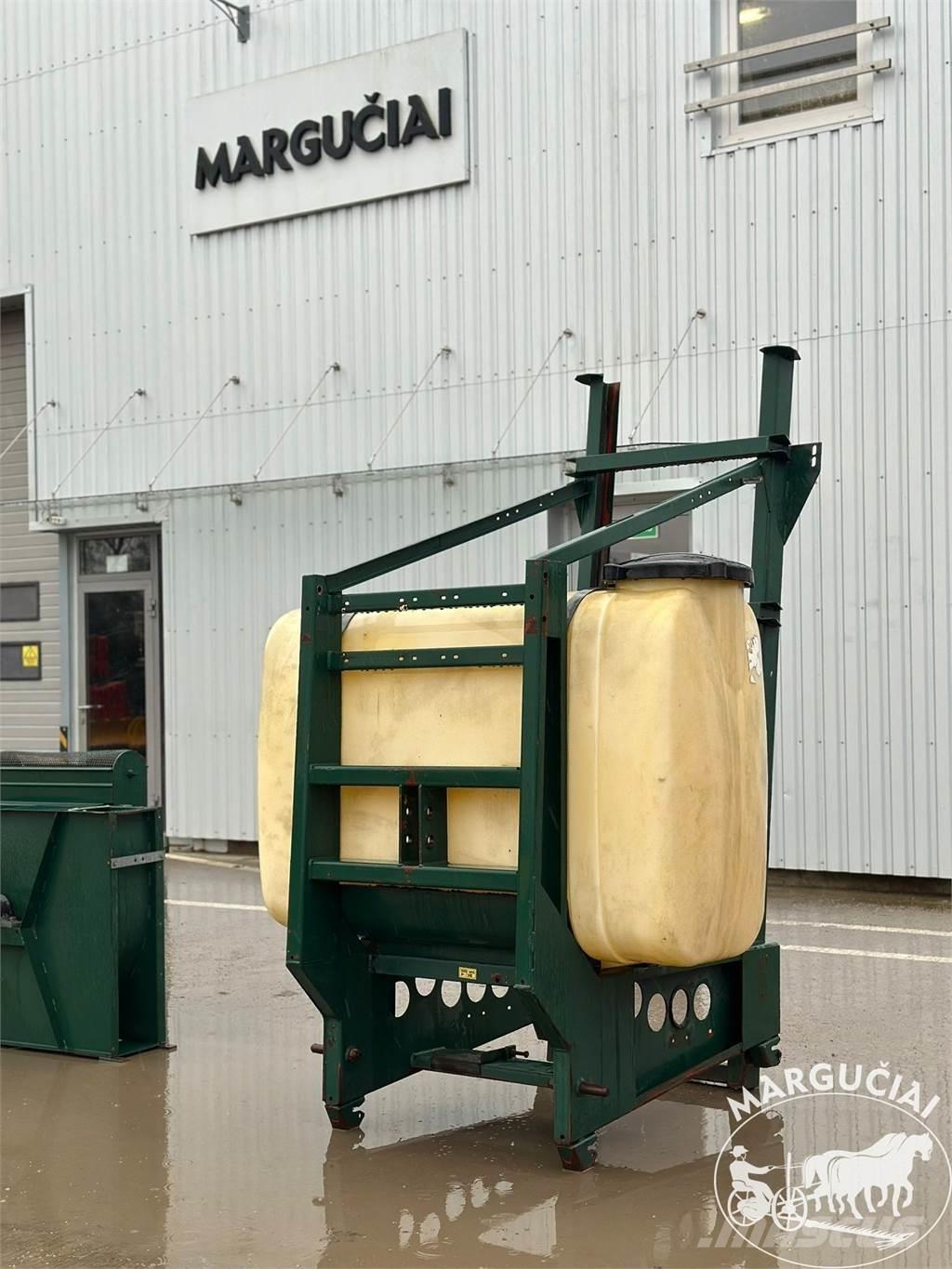 Danfoil 850 ltr. Farm machinery