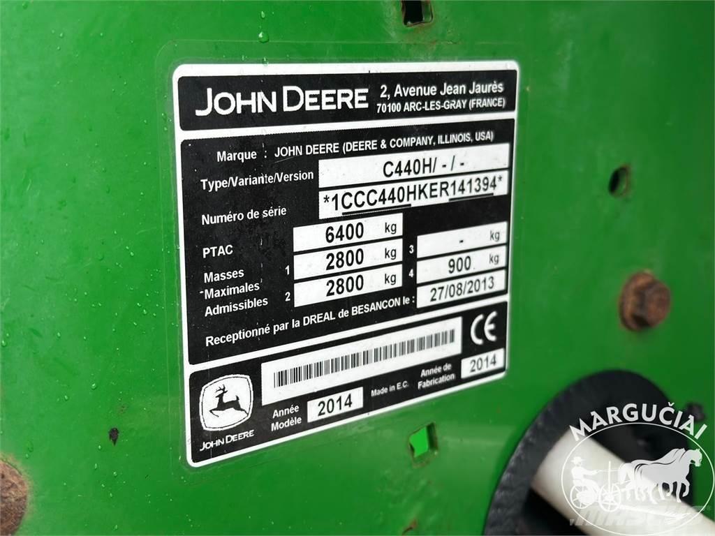 John Deere C 440 R Farm machinery
