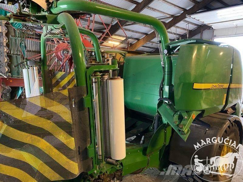 John Deere C441R Farm machinery