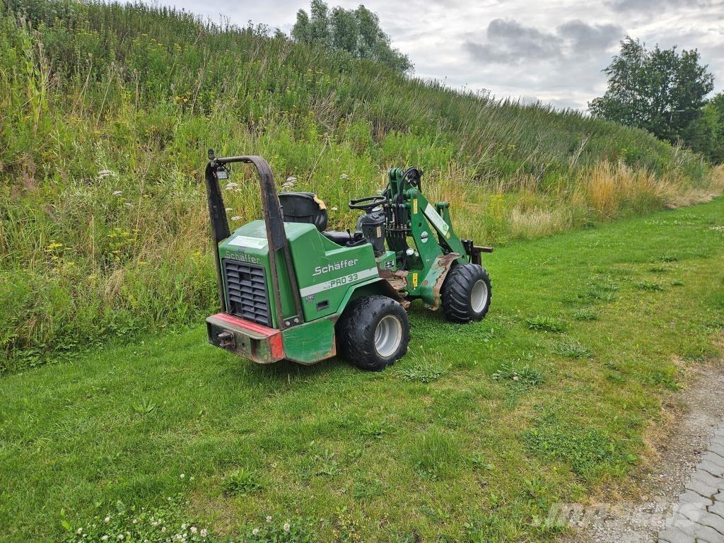 Schäffer Plus Pro 33 Mini loaders