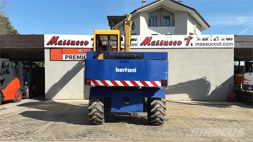 Bertani S3A 4x4 Wheeled excavators