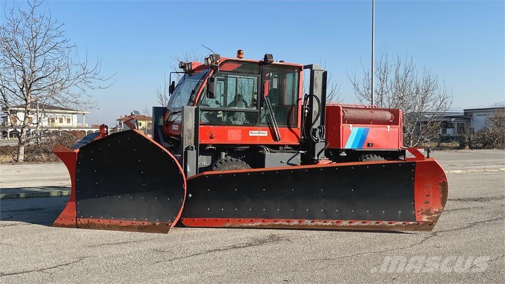  Bialler H5R 4X4 Snow blades and plows