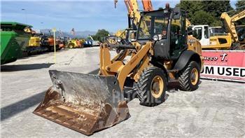 CASE 221F 4x4 Wheel loaders