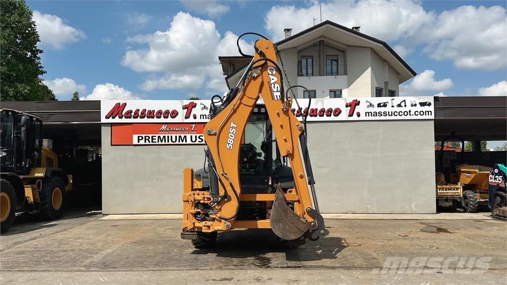 CASE 580ST 4x4 Backhoe