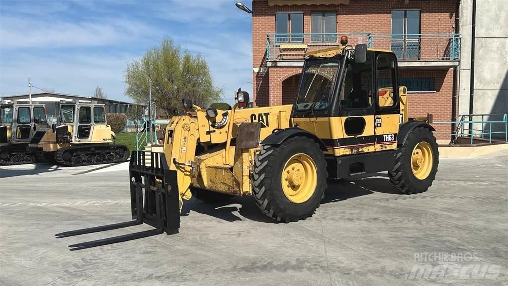 CAT TH63 Telescopic handlers