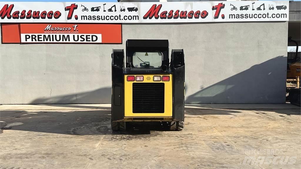 Gehl RT175 Skid steer loaders
