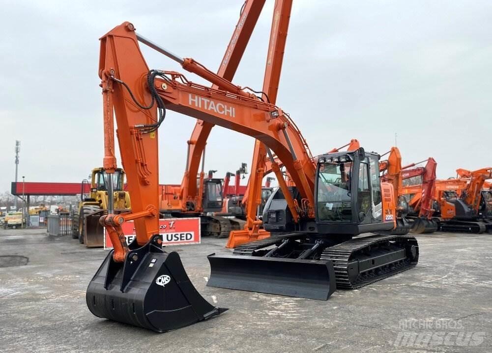 Hitachi ZX225 USBLC Crawler excavators