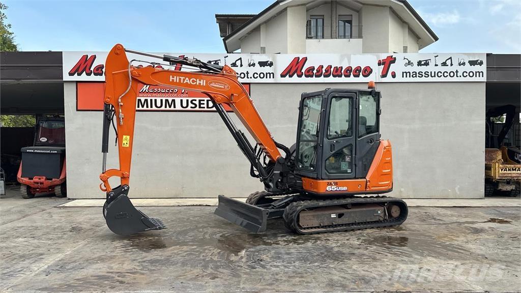 Hitachi ZX65USB-5A CLR Mini excavators  7t - 12t