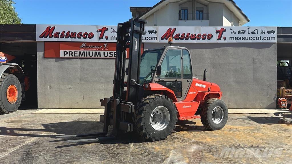 Manitou M50-4 4x4 Rough terrain truck